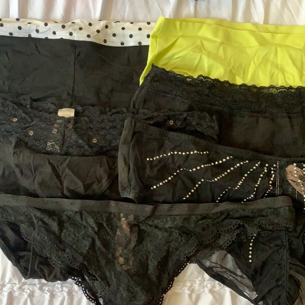 Lot of 6 NWT Victoria’s Secret Panties Size Large